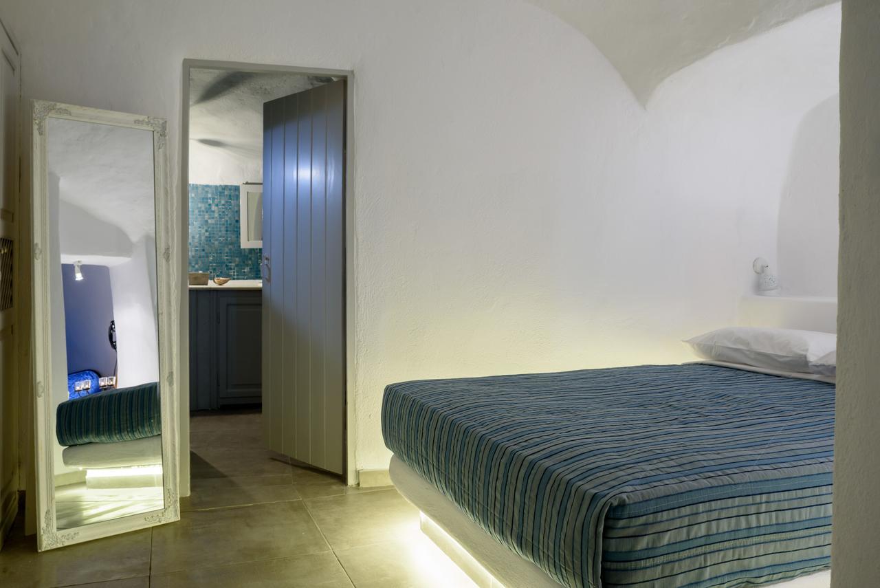 Ianthe Apartments & Villa Oia  Exterior photo